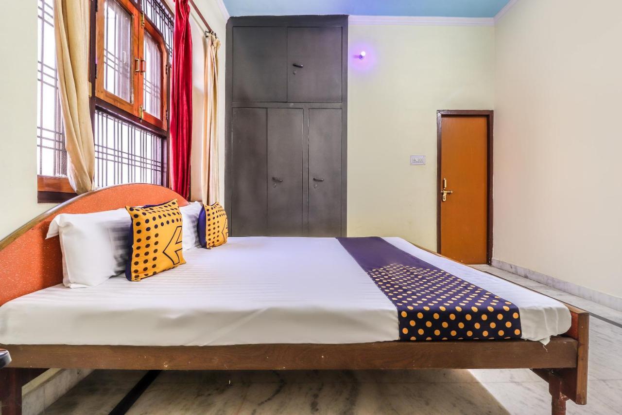 Hotel Spot On 70311 Rangoli Palace