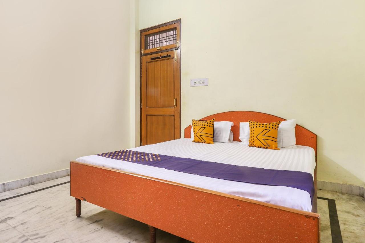 Spot On 70311 Rangoli Palace